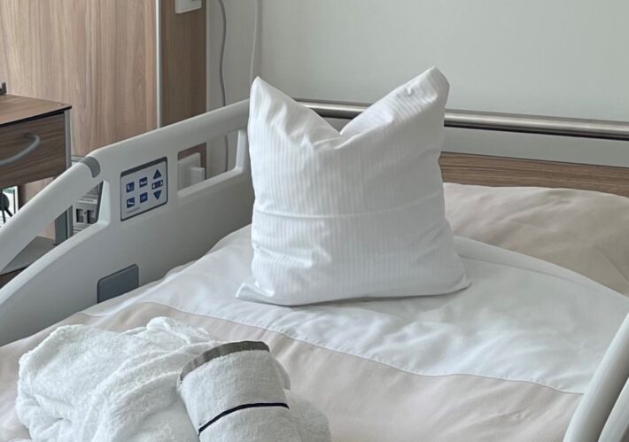 Krankenhausaufenthalt_eigenes Foto Bett